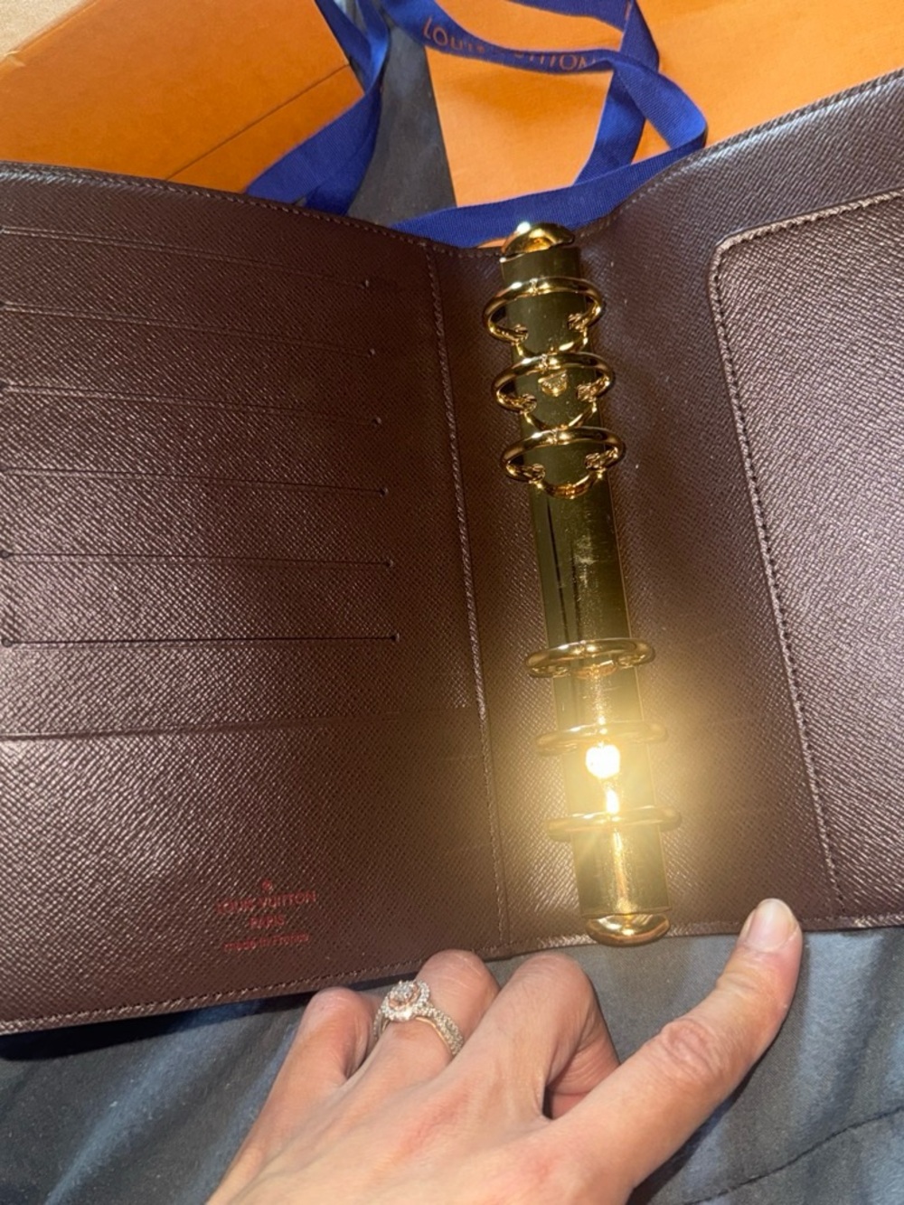 NEW Louis Vuitton Medium Agenda MM - Picture 5 of 8